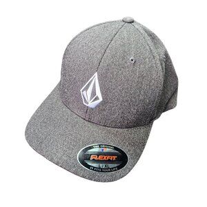 NWT Volcom Full Stone Logo Flexfit Hat Cap Size L-XL Gray